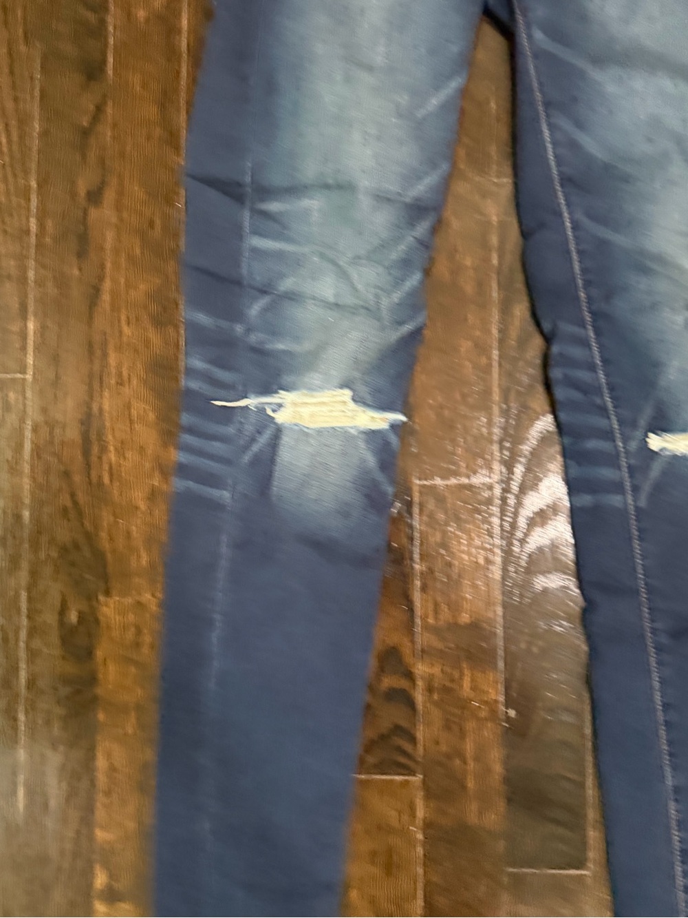 American Eagle Ripped Stretchy Skinny Jeans - Picture 10 of 14